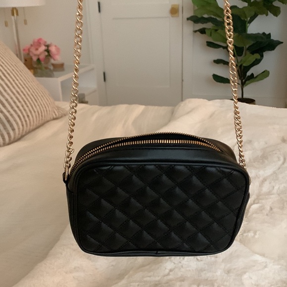 Forever 21 Quilted Shoulder Bag - Picture 4 of 4